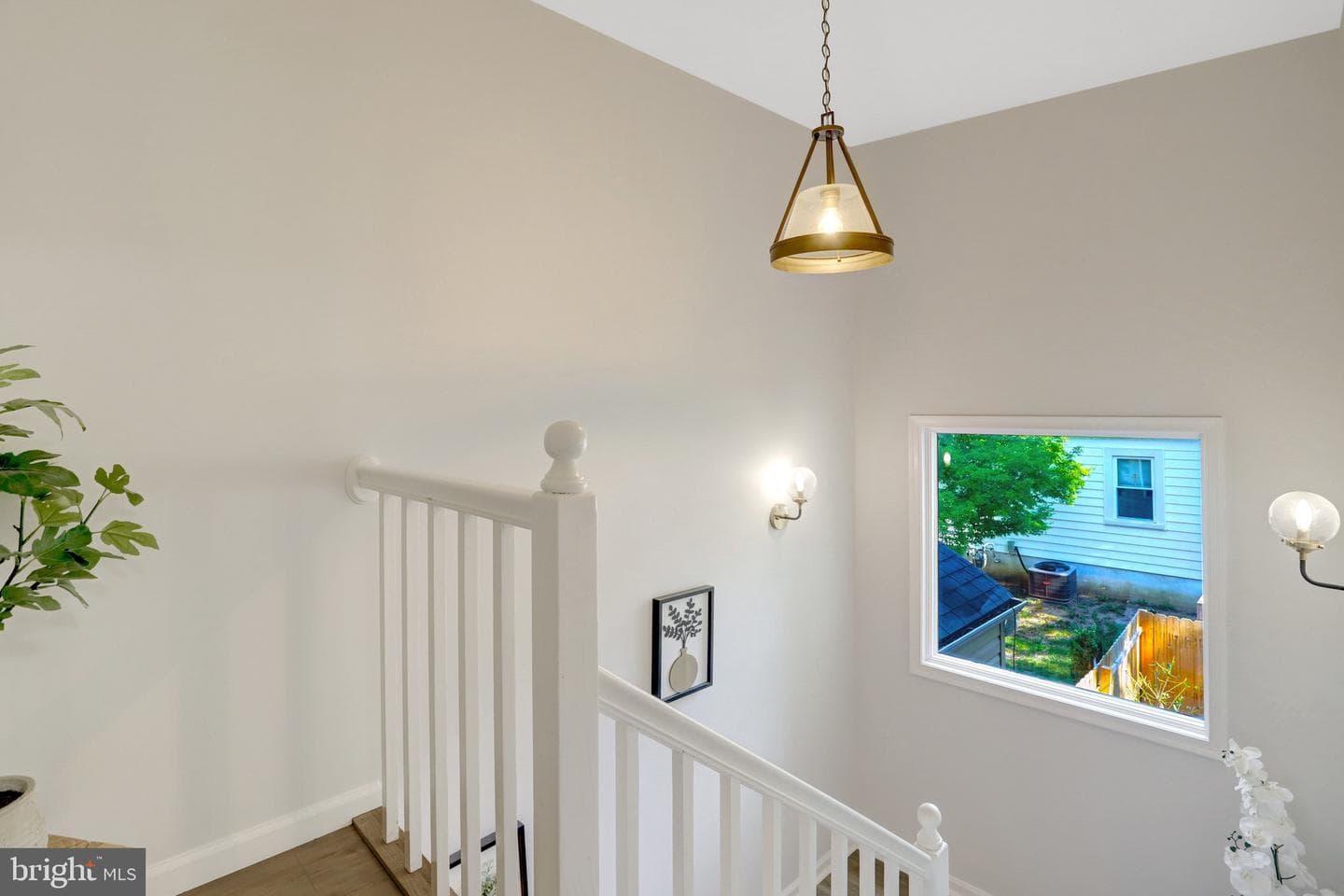 2933 Fairmont Street photo 21