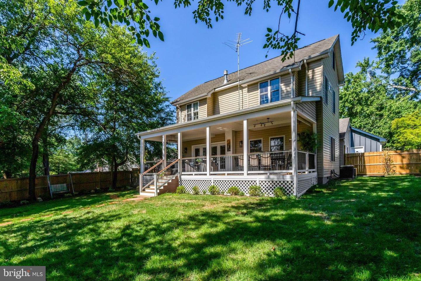 2933 Fairmont Street photo 71