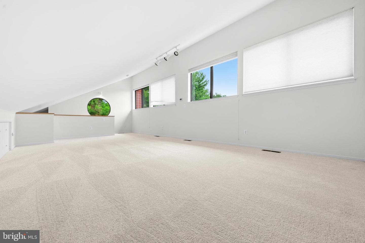 2105 South Bay Lane photo 50