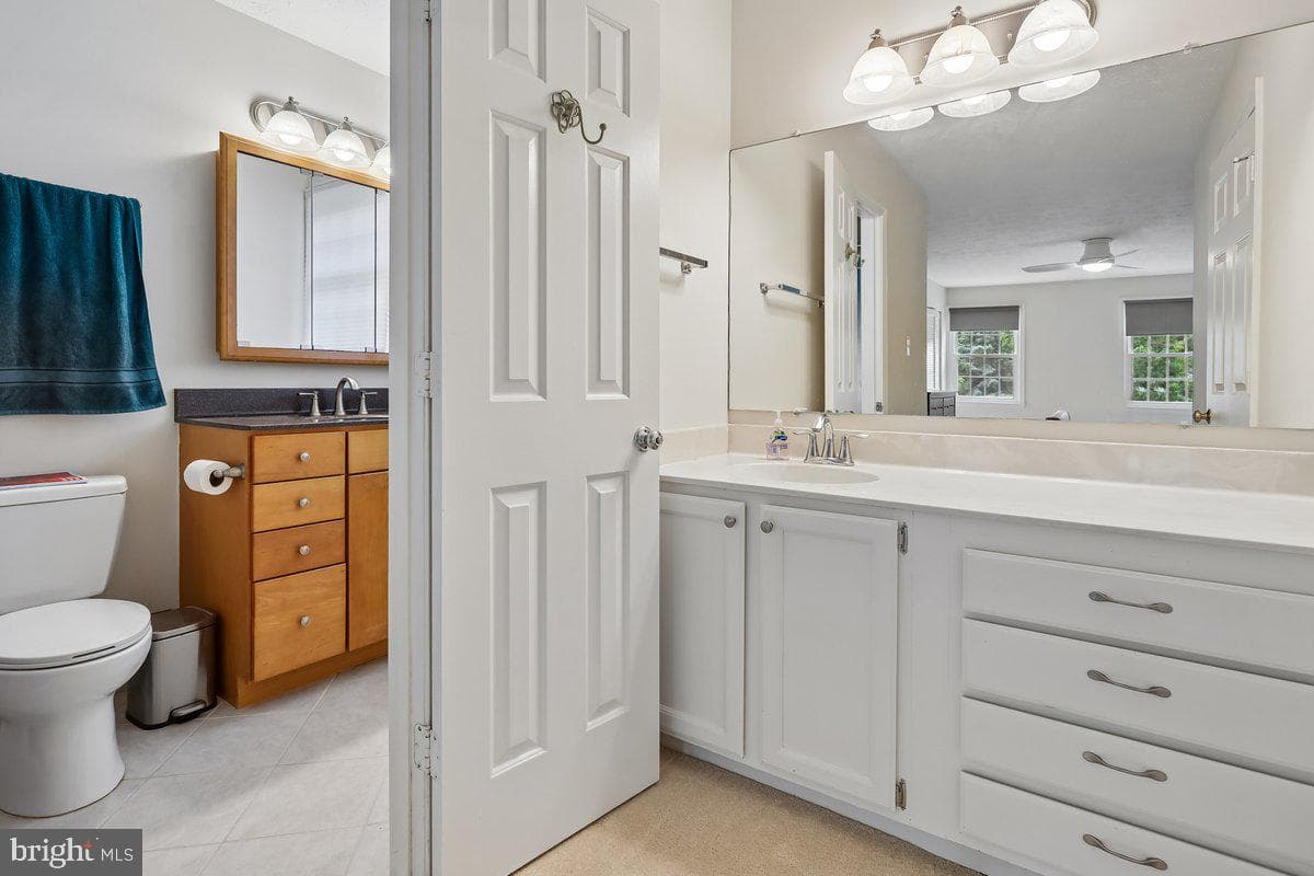 900 Barker Hill Road photo 18