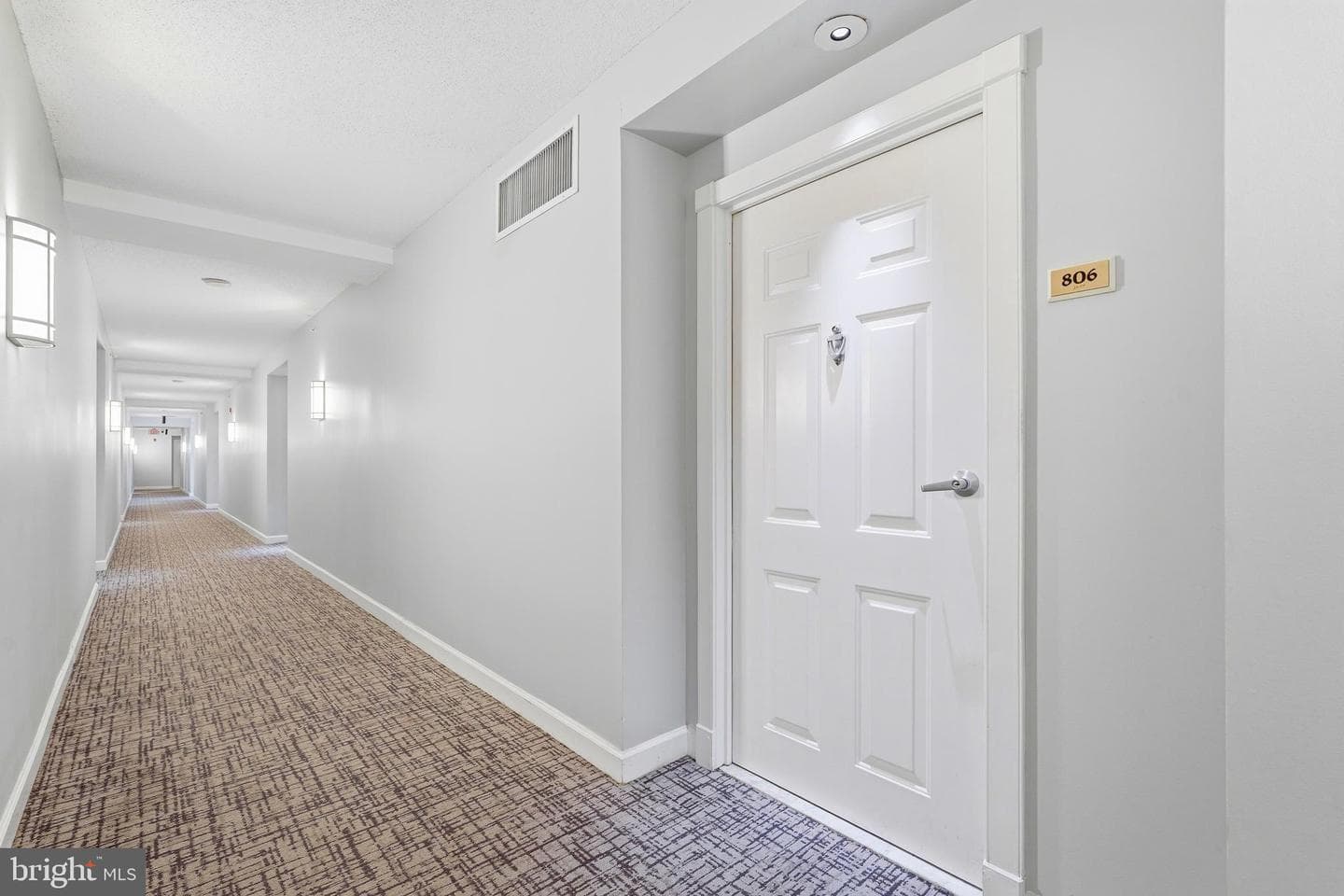 2726 Gallows Road #806 photo 16
