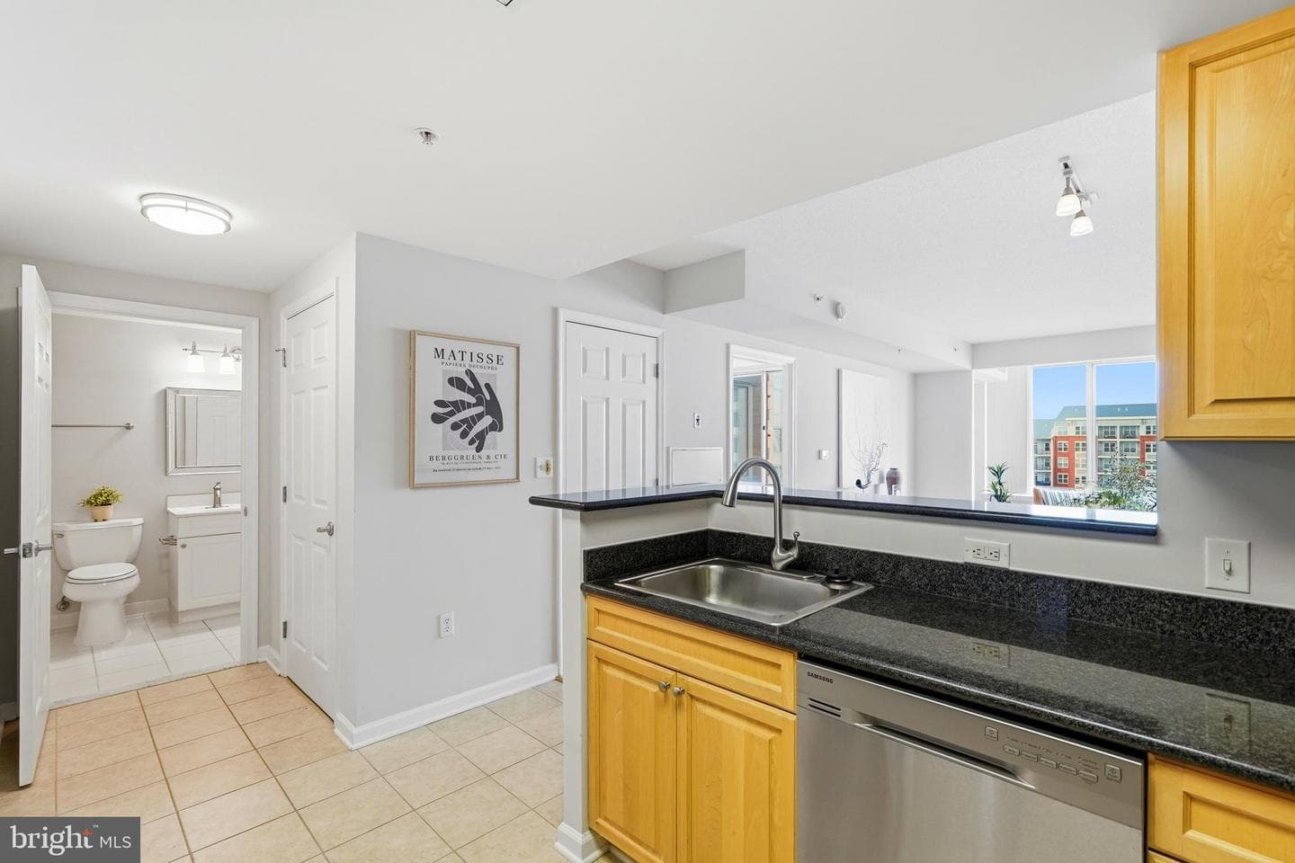 2726 Gallows Road #806 photo 3
