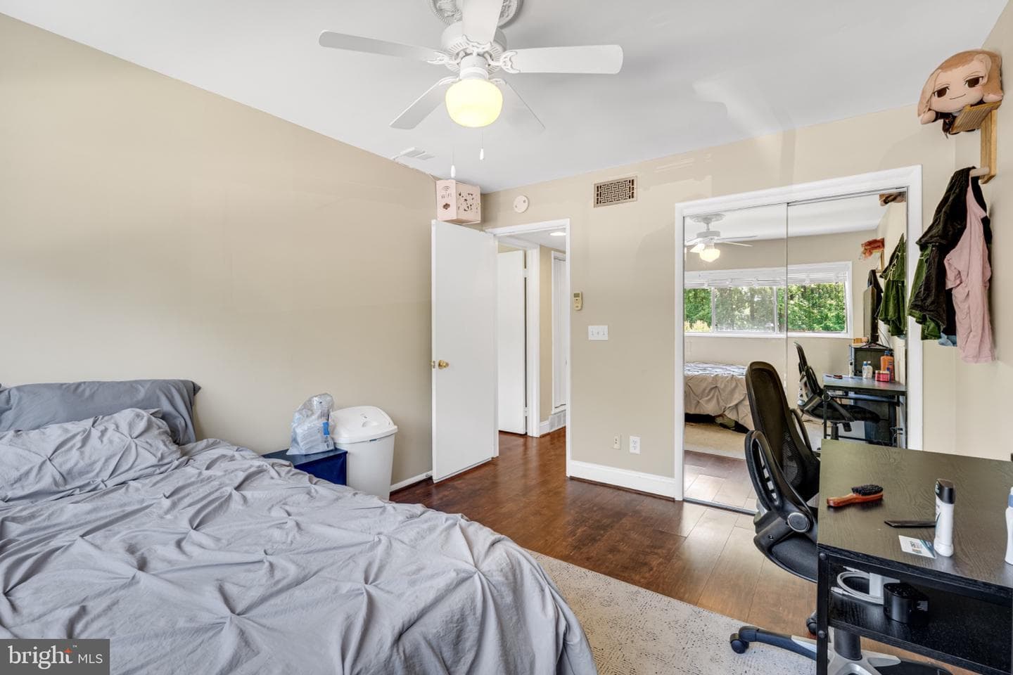4943 Americana Drive #d-102 photo 21