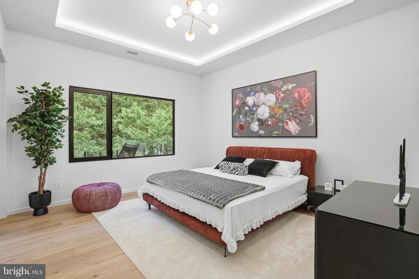 1803 Dumbarton Street photo 81