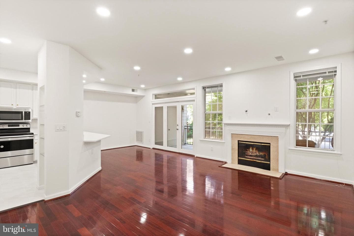 1324 Garden Wall Circle #b photo 4