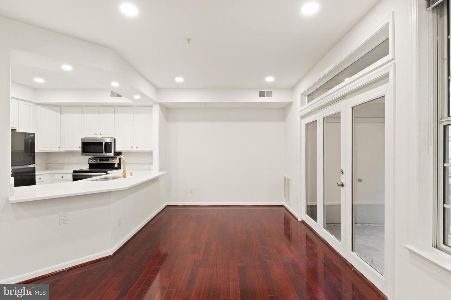1324 Garden Wall Circle #b photo 8