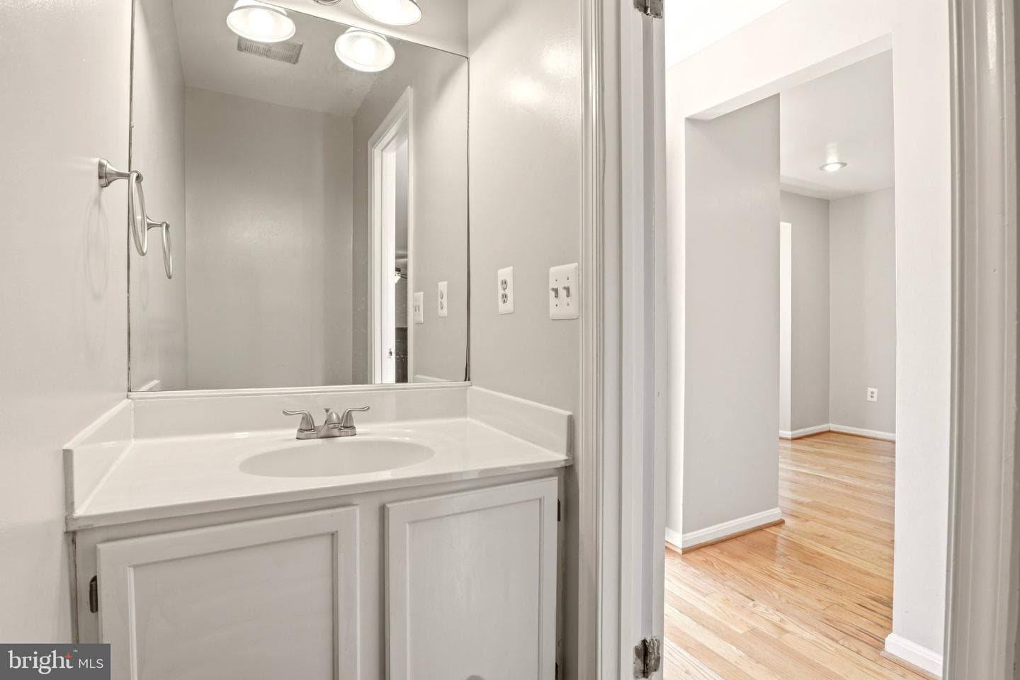 6088 Heatherwood photo 10