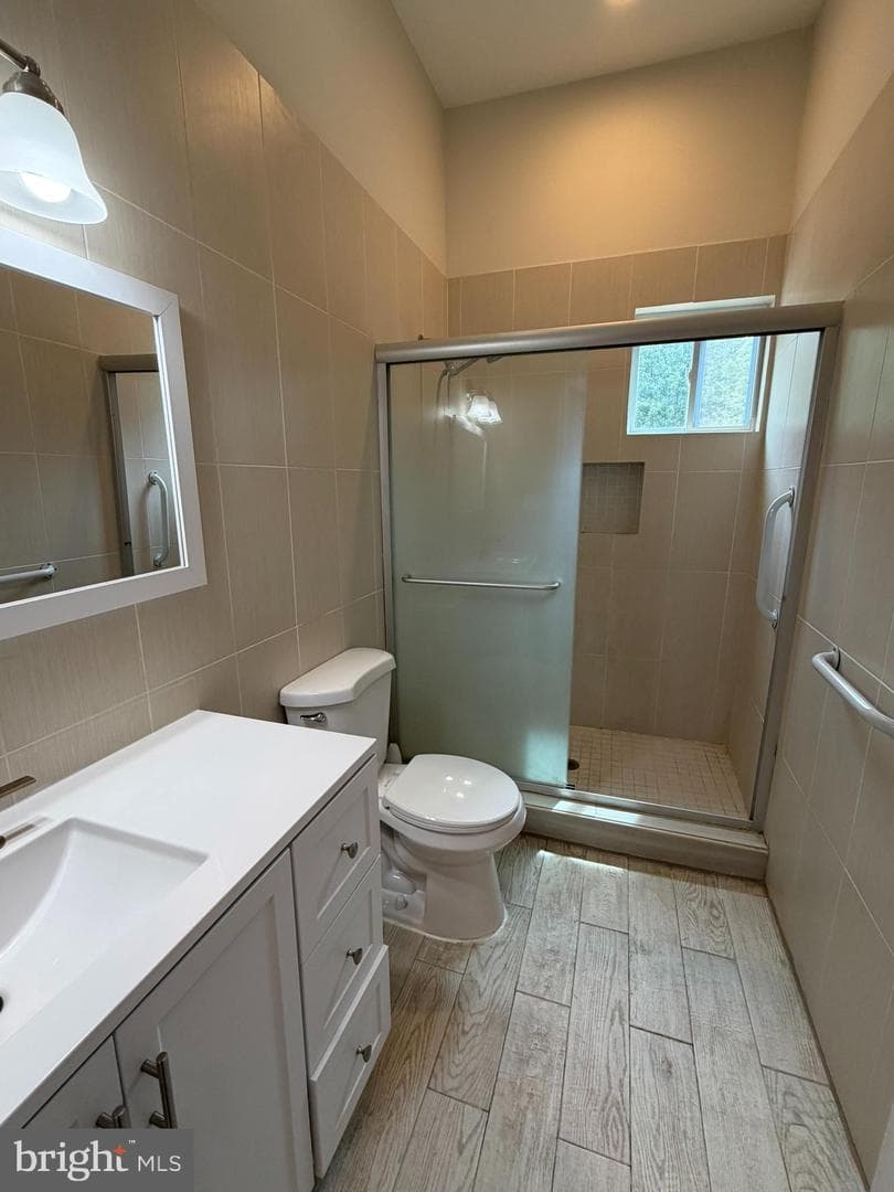 2923 Fairhill Road photo 26