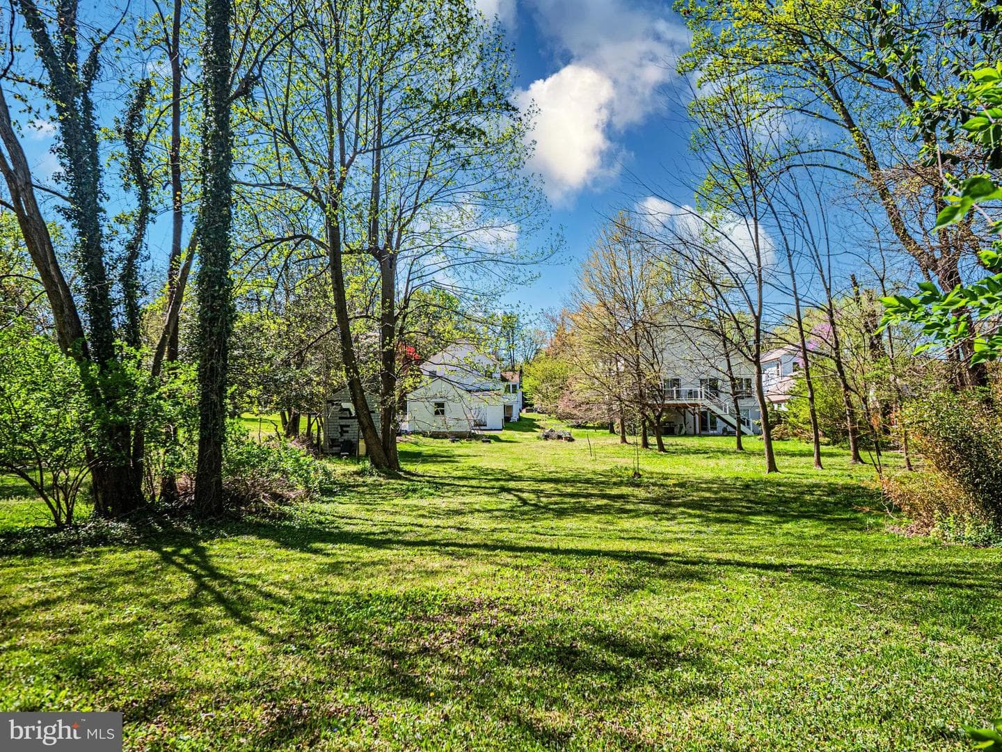 2923 Fairhill Road photo 57