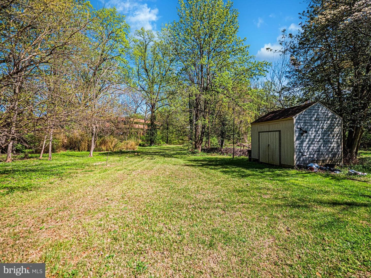 2923 Fairhill Road photo 58