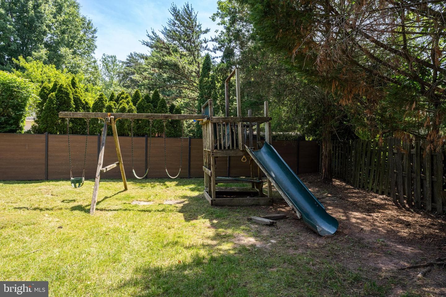 14737 Jarnigan Street photo 35