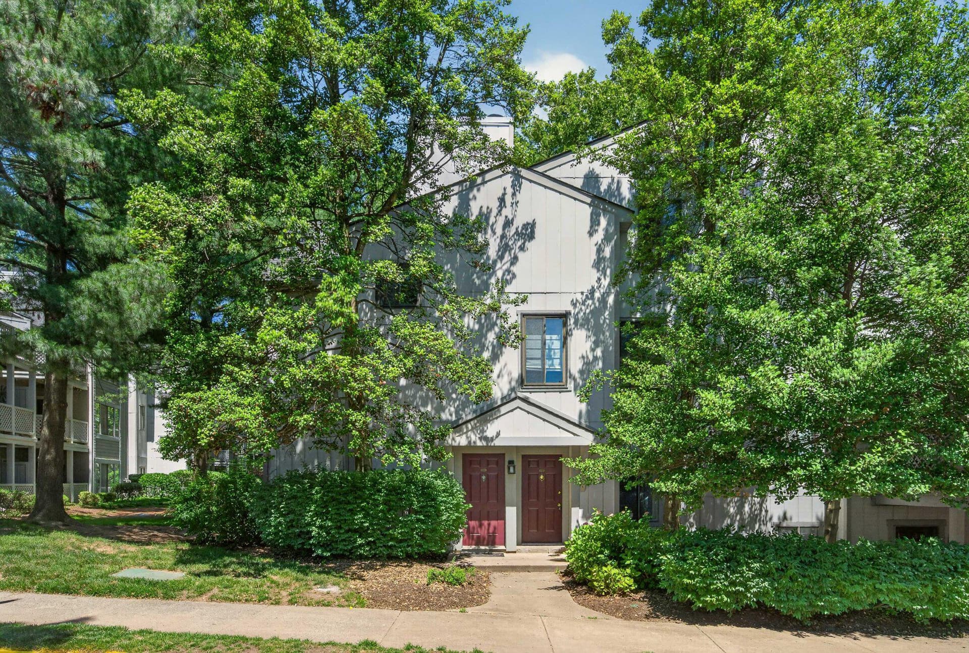 2281 Hunters Run Drive #2281, Reston