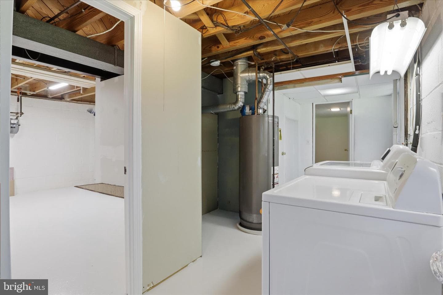 8143 Edmonton Court photo 29
