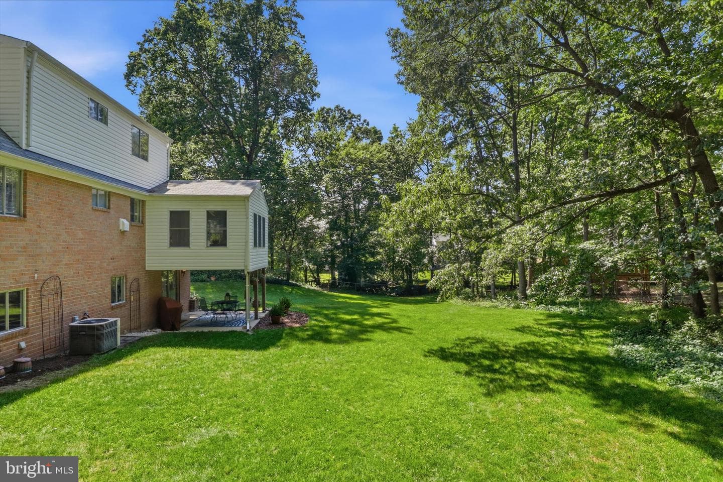 8143 Edmonton Court photo 34