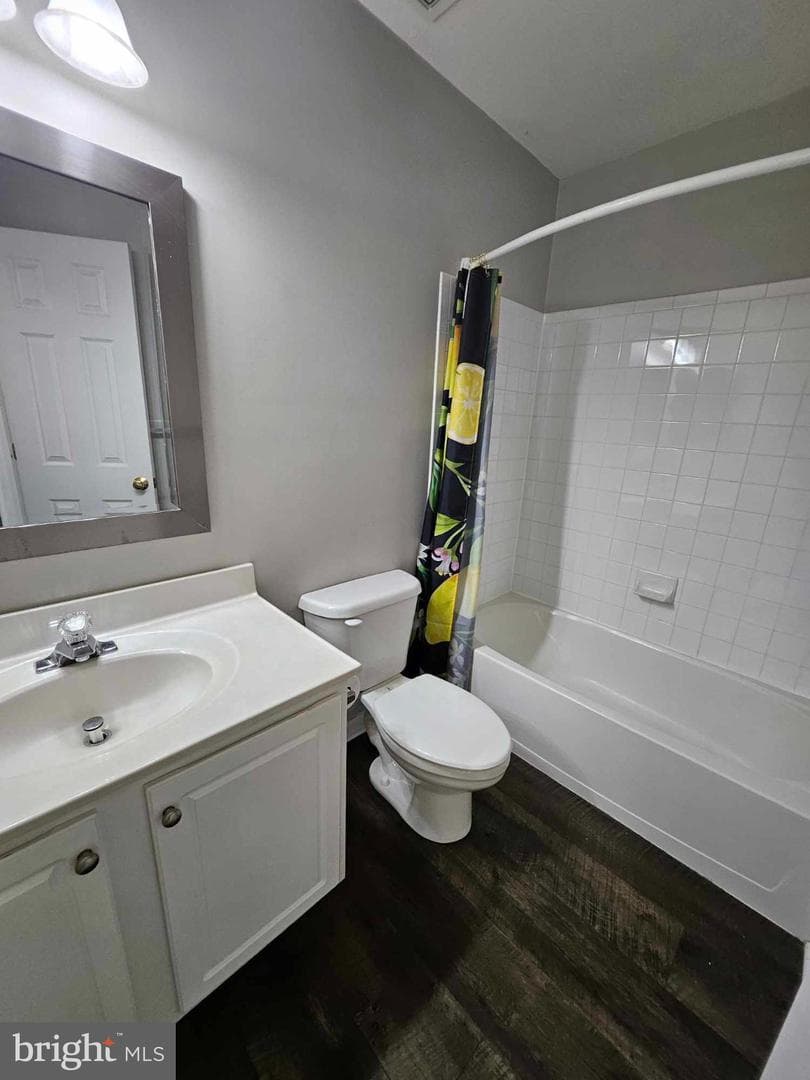 2334 Huntington Station Court photo 23