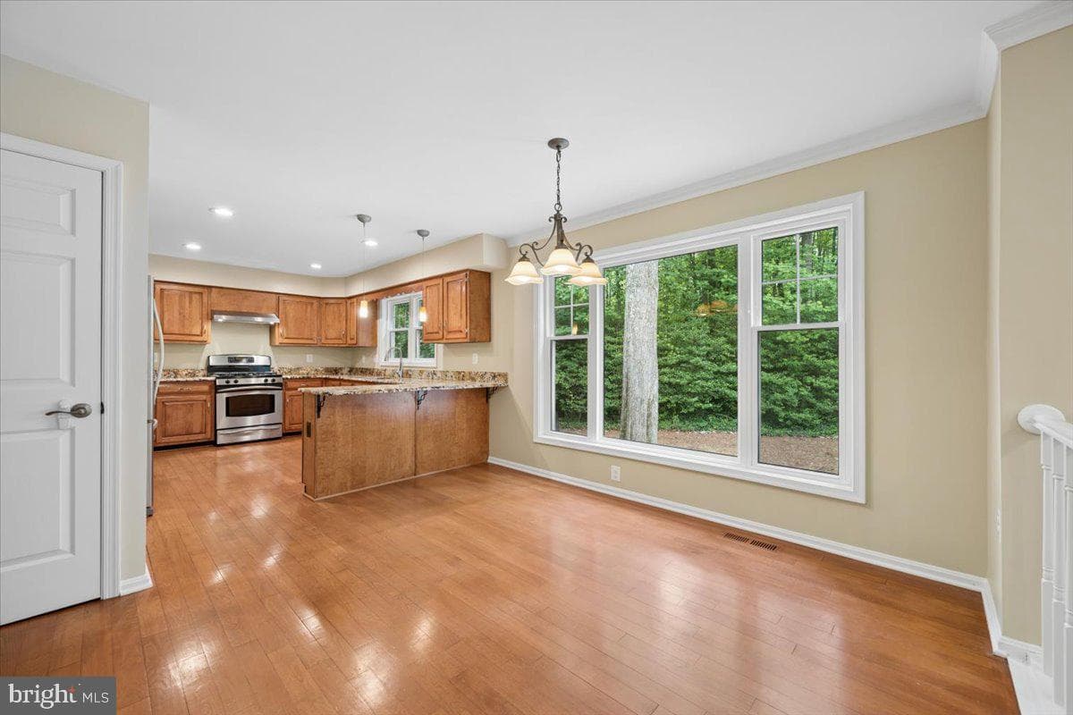 4655 Braddock Green Court photo 11