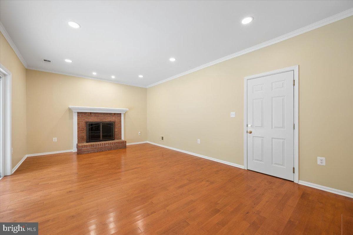 4655 Braddock Green Court photo 19