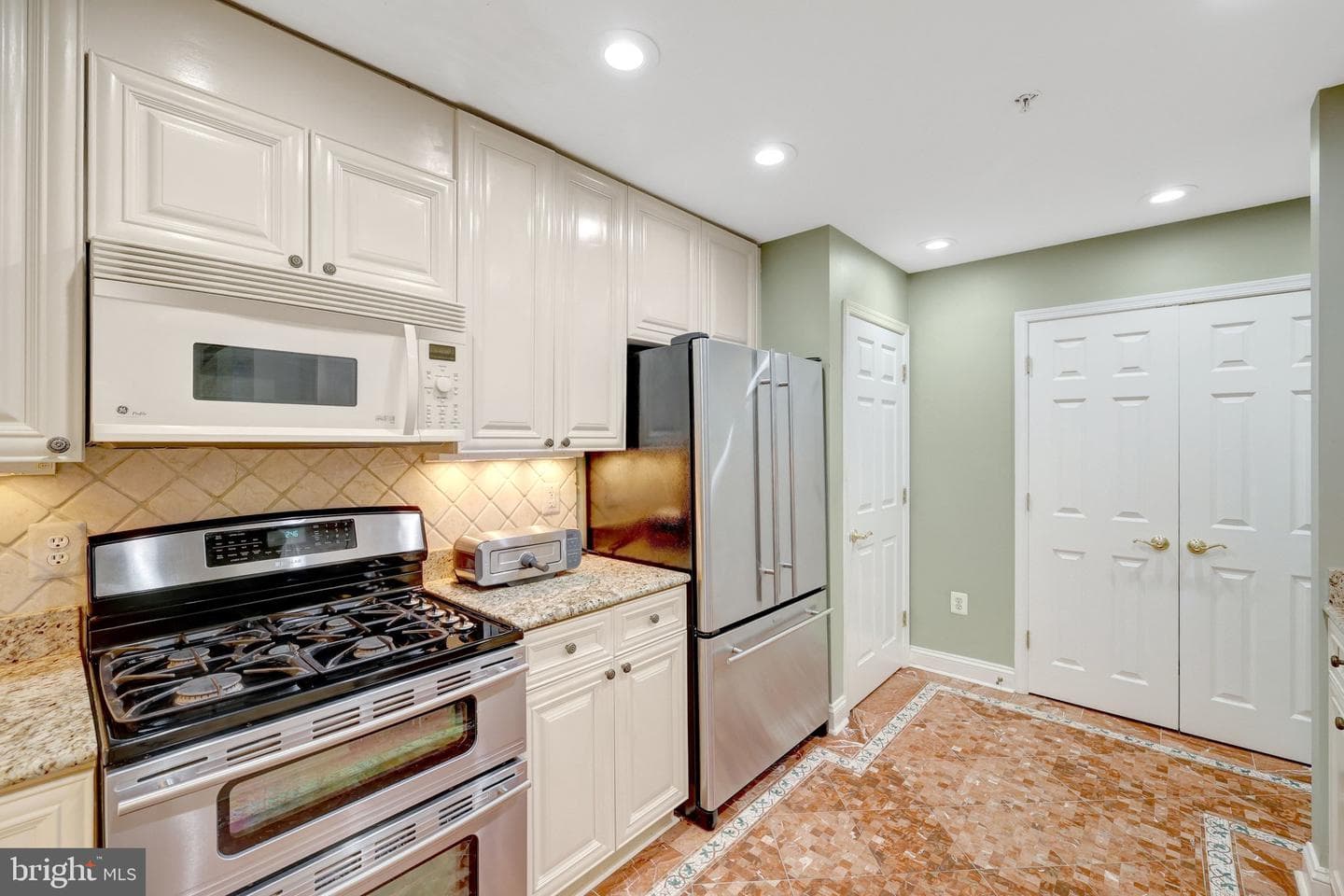 11776 Stratford House Place #1404 photo 23