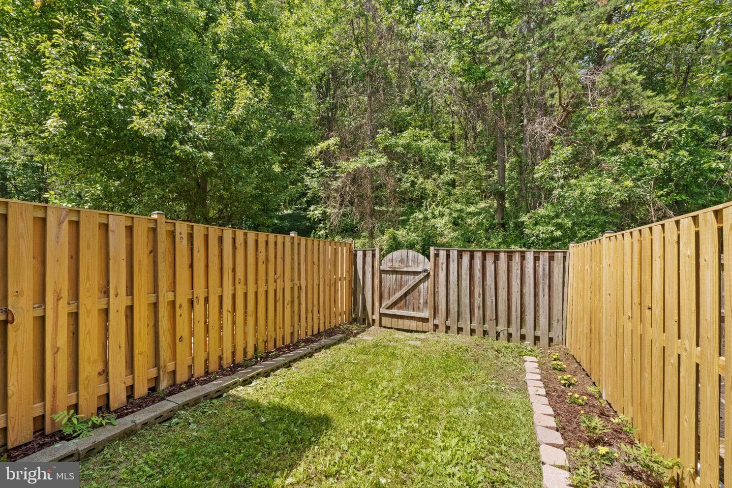 6844 Heatherway Court photo 35