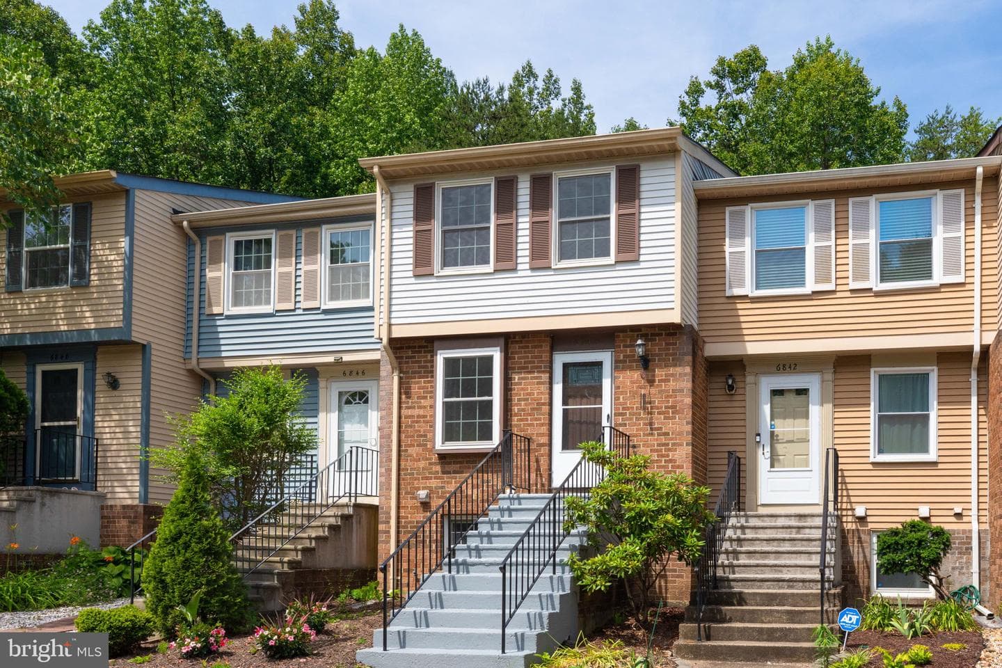 6844 Heatherway Court photo 7