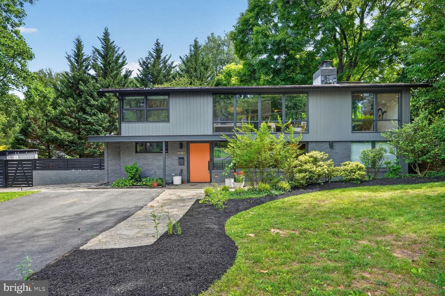 7707 Holmes Run Drive, Falls Church