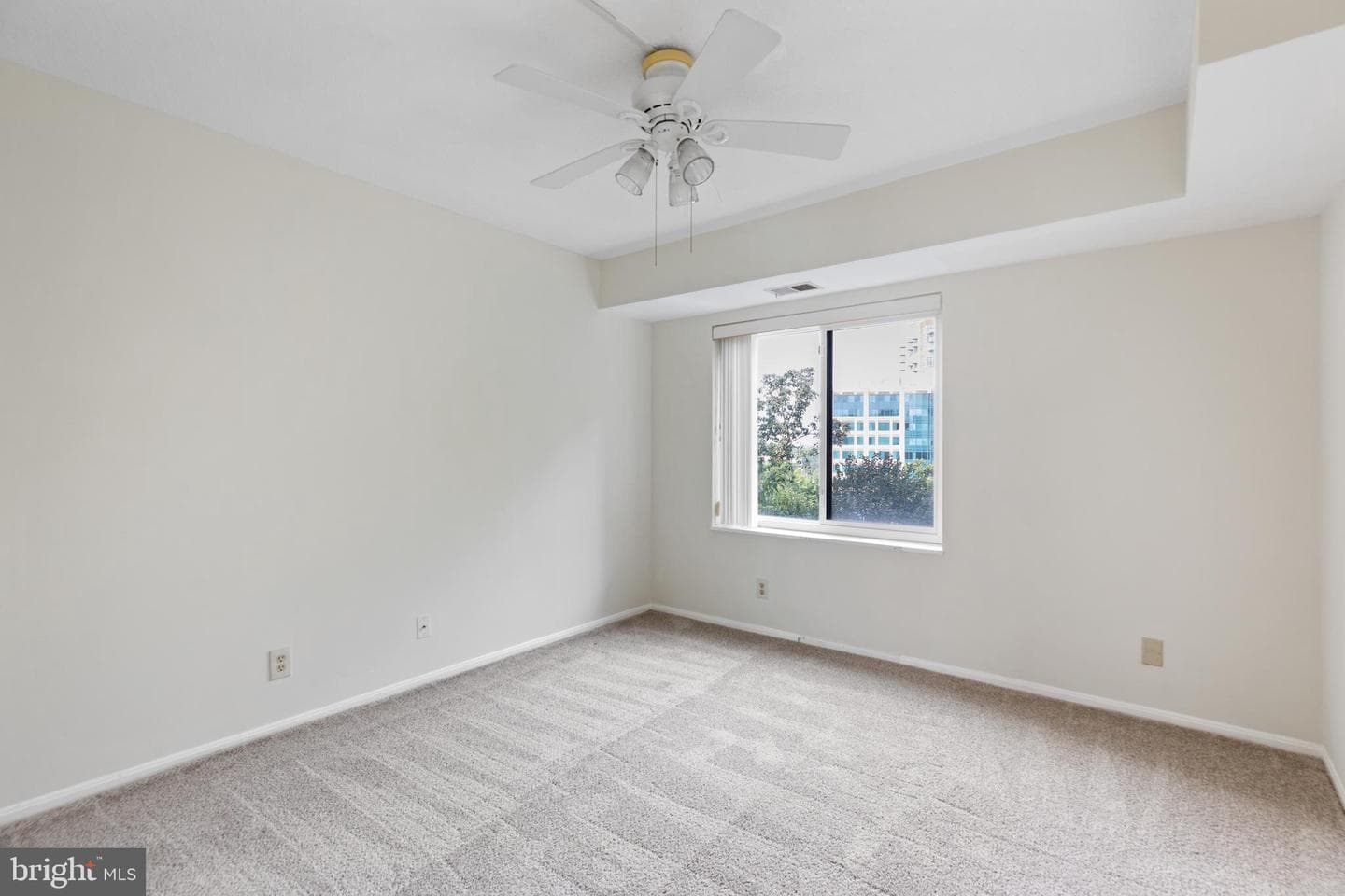 8370 Greensboro Drive #510 photo 32
