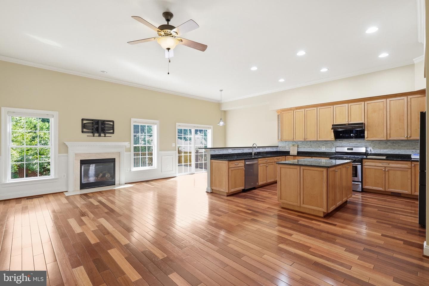 6403 Velliety Lane photo 14