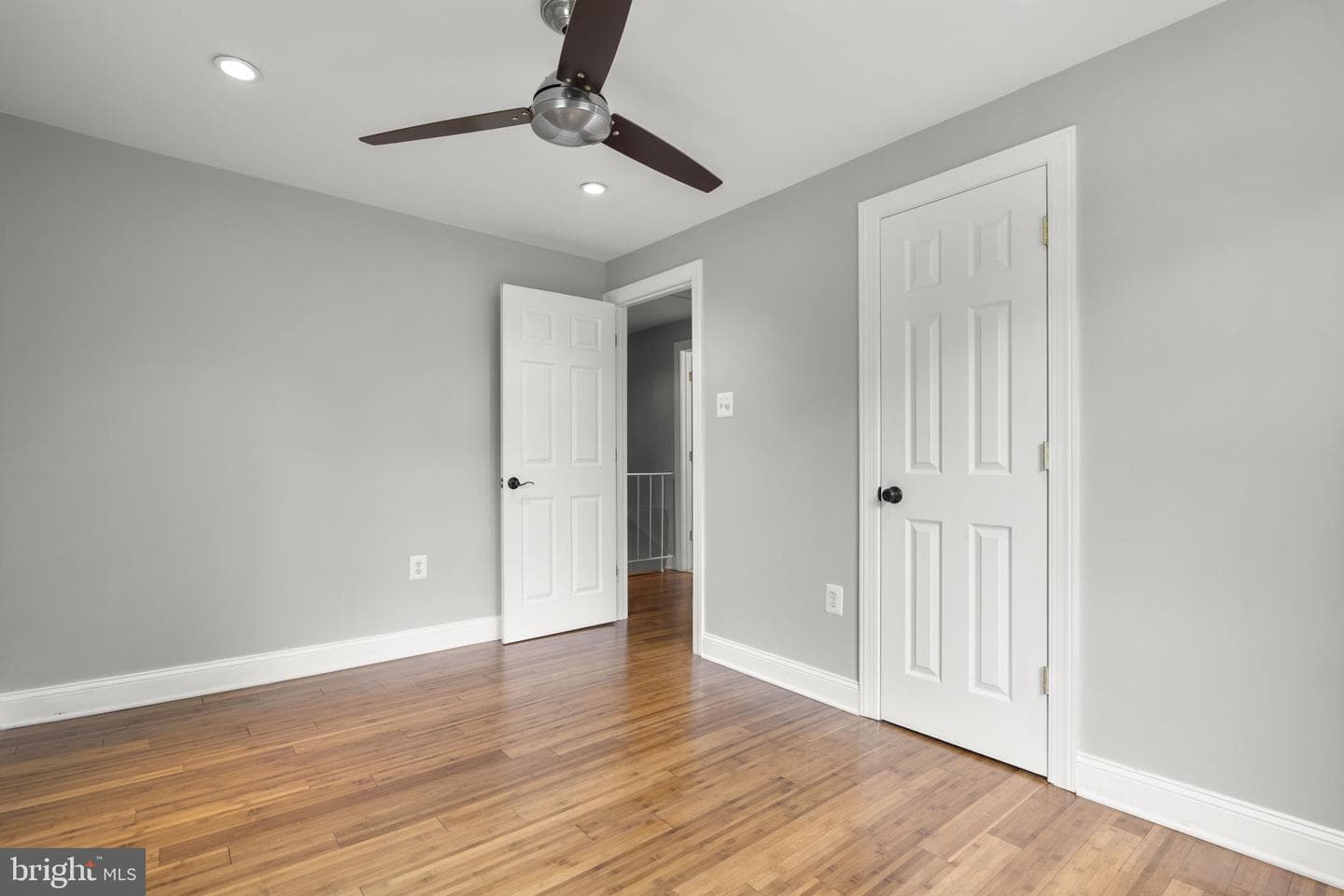 7927 Central Park Circle photo 31