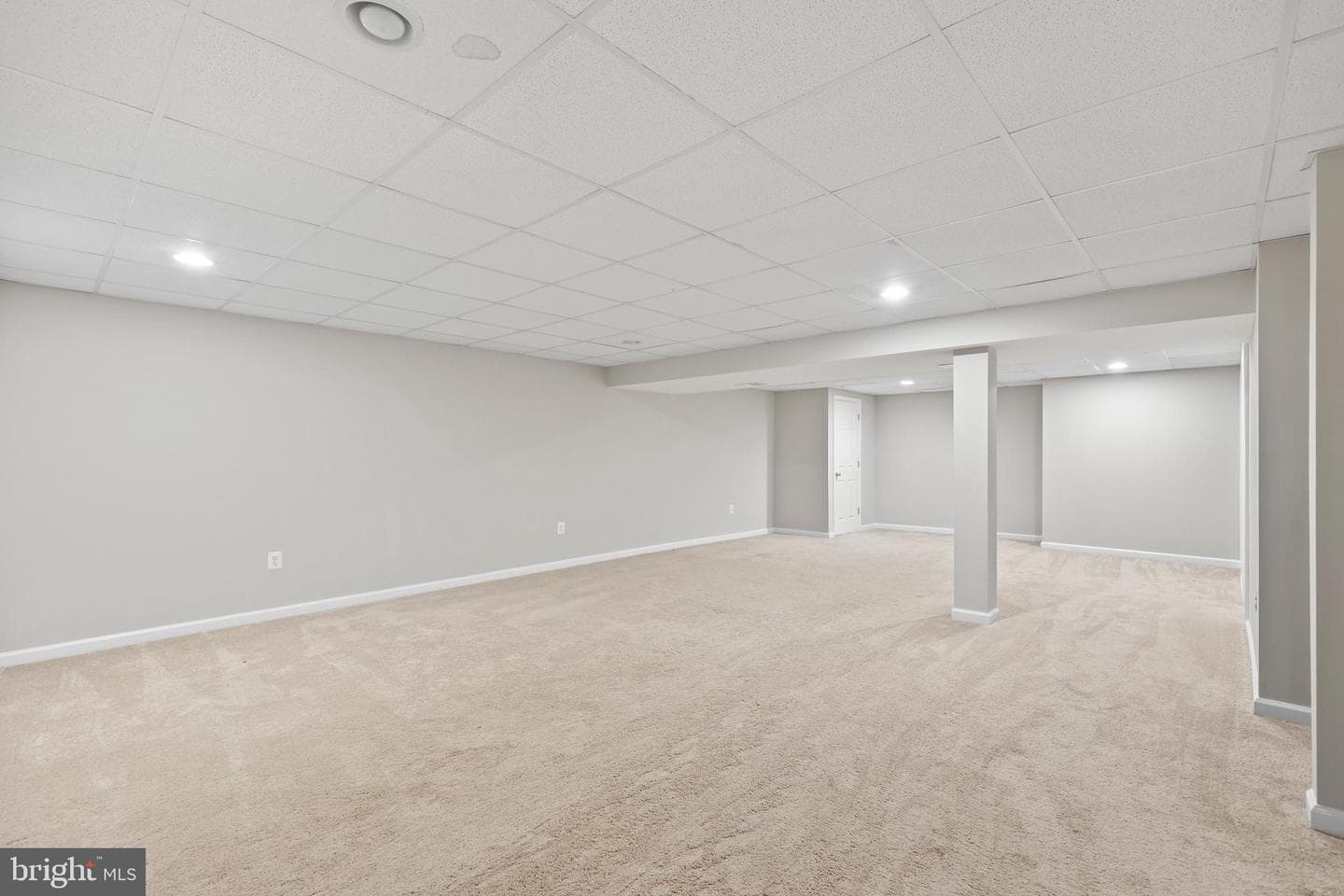 909 Broad Oaks Drive photo 29