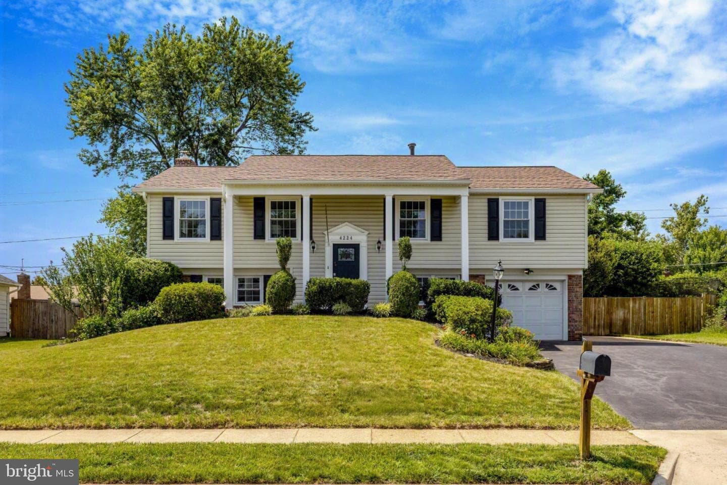 4224 Minstrell Lane