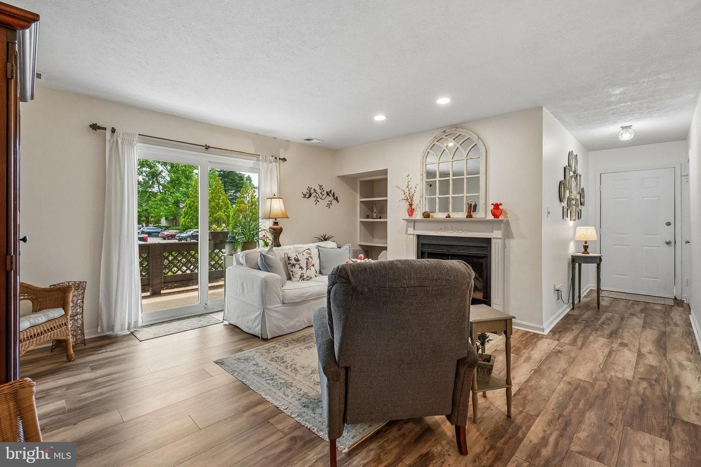 10090 Oakton Terrace Road photo 10
