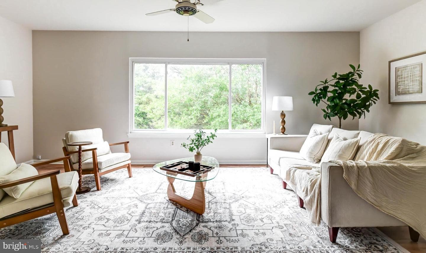 6910 Trestle Court, Lorton