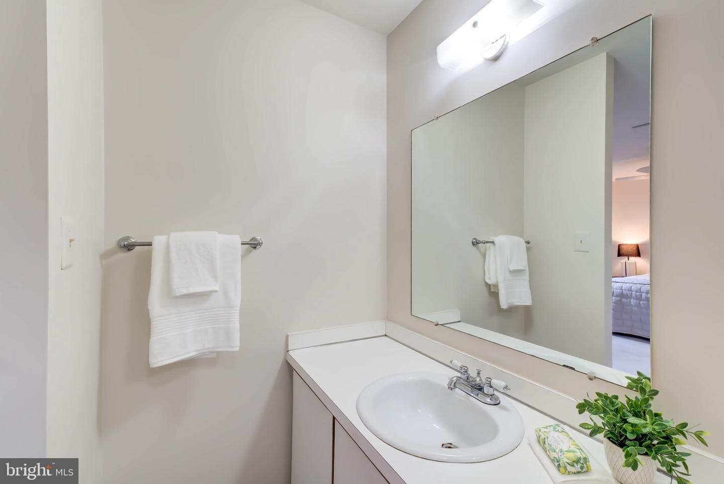 6910 Trestle Court photo 22