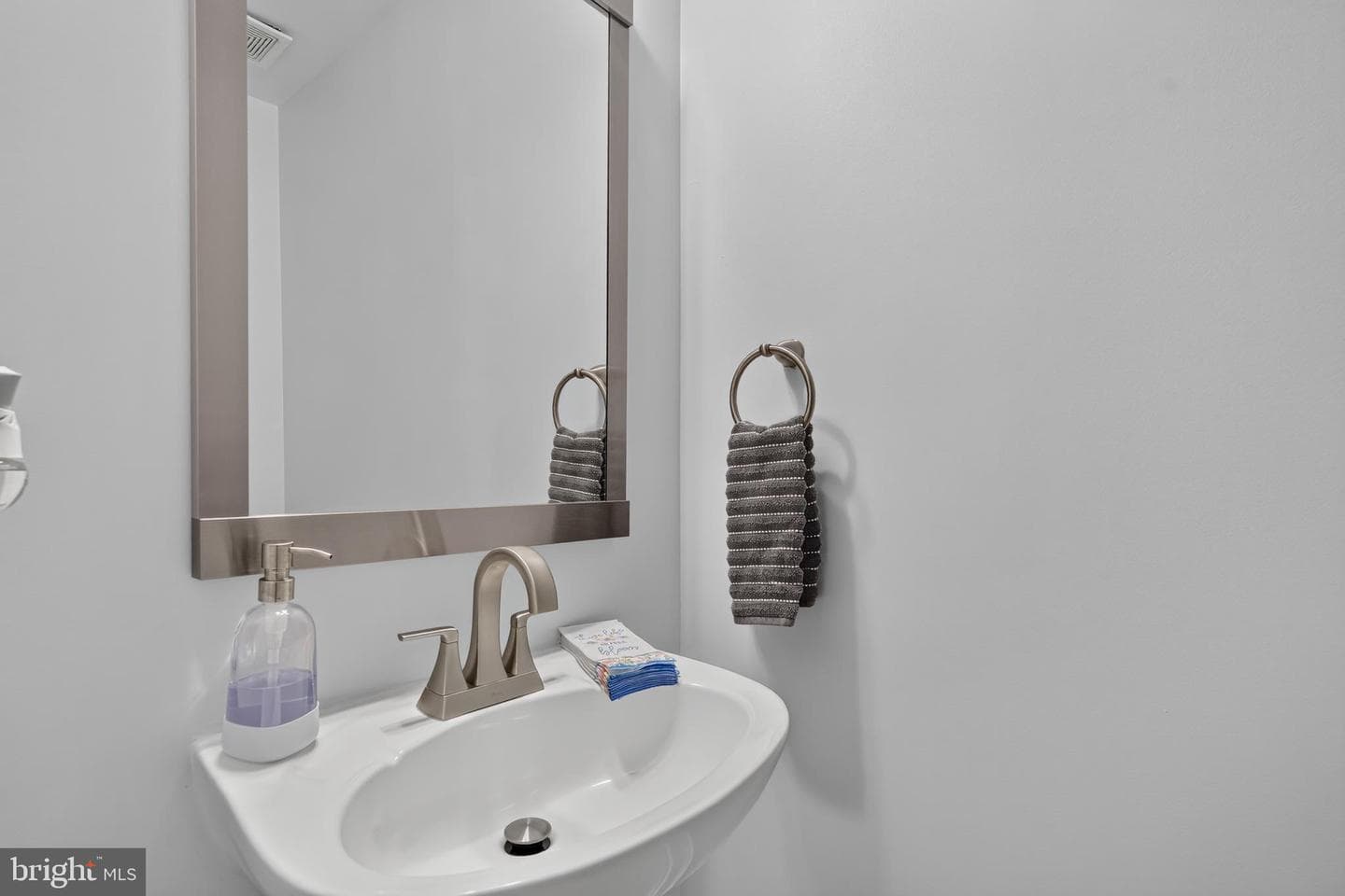 6717 Royal Thomas Way photo 13