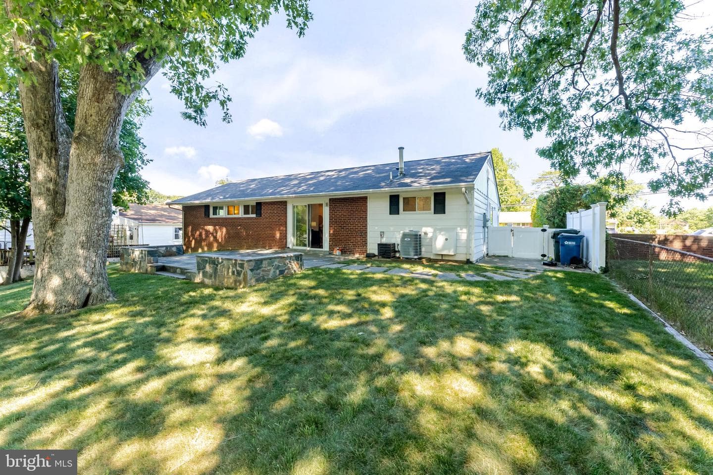 5825 Atteentee Road photo 31