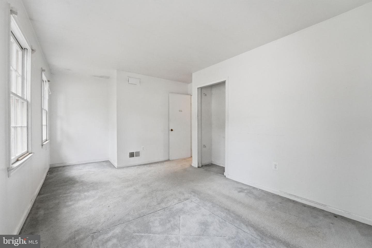 6125 Lundy Place photo 22