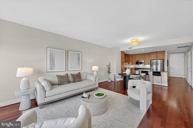 8220 Crestwood Heights Drive #1410 photo 17