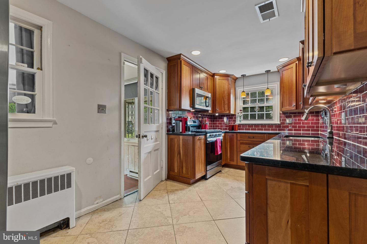 1007 Westbriar Drive NE photo 11