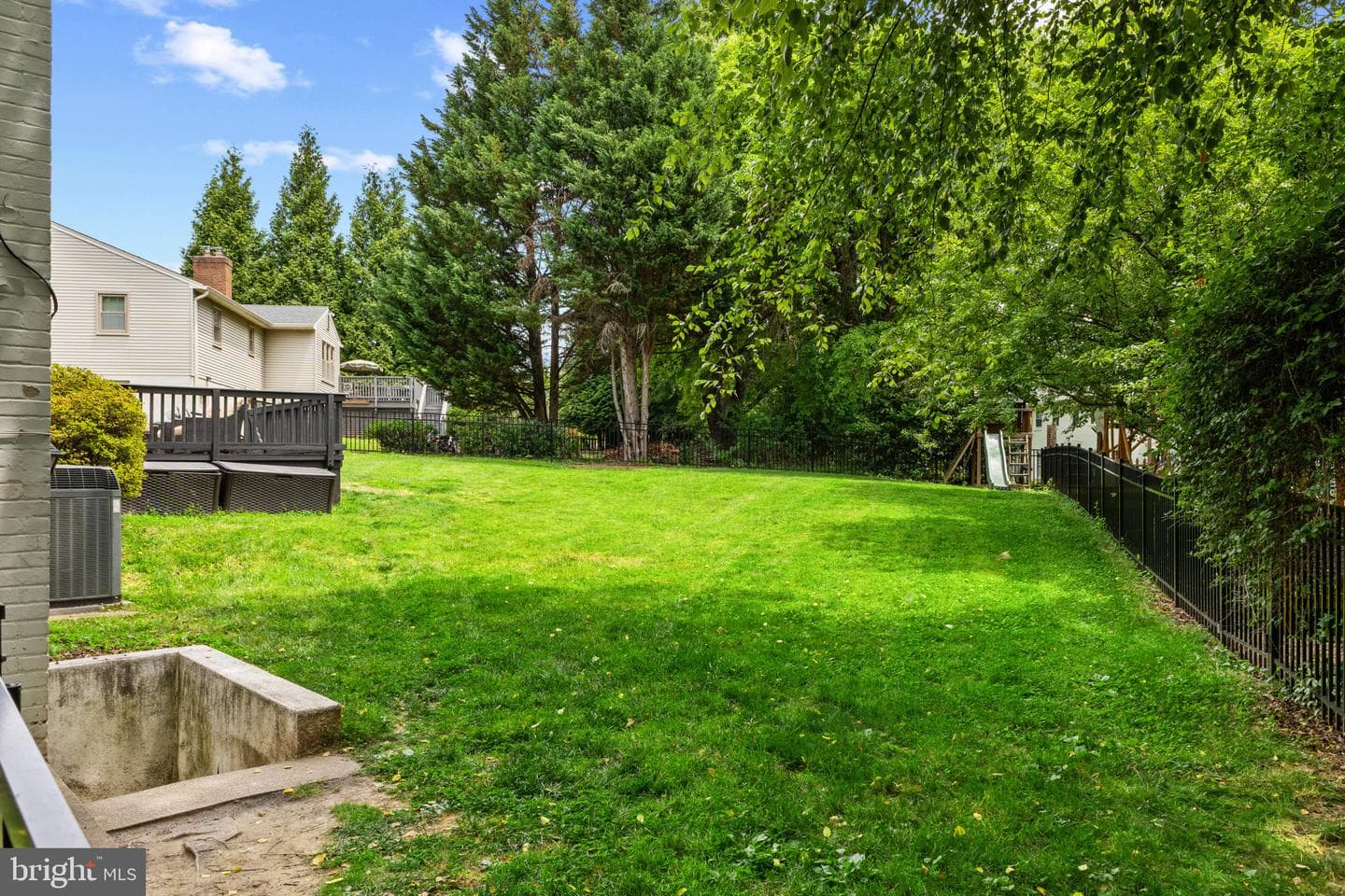 1007 Westbriar Drive NE photo 35