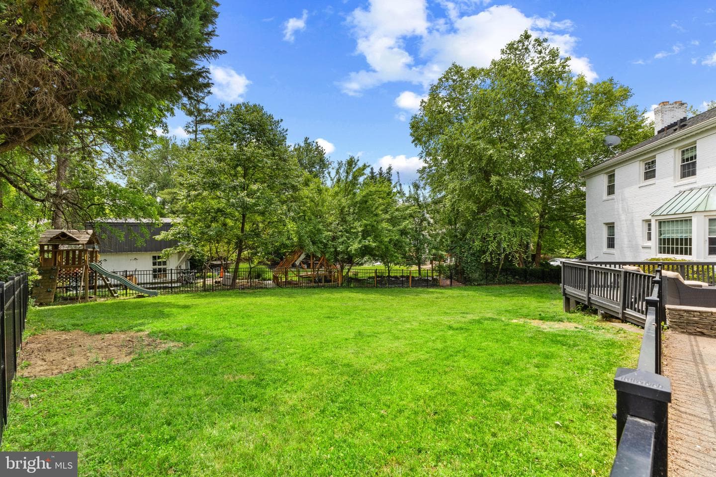 1007 Westbriar Drive NE photo 36