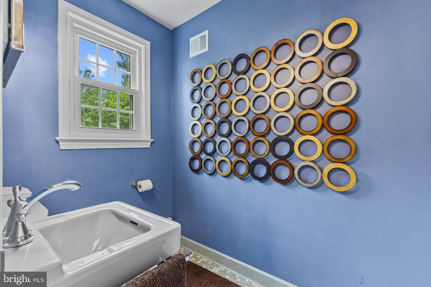 1007 Westbriar Drive NE photo 9