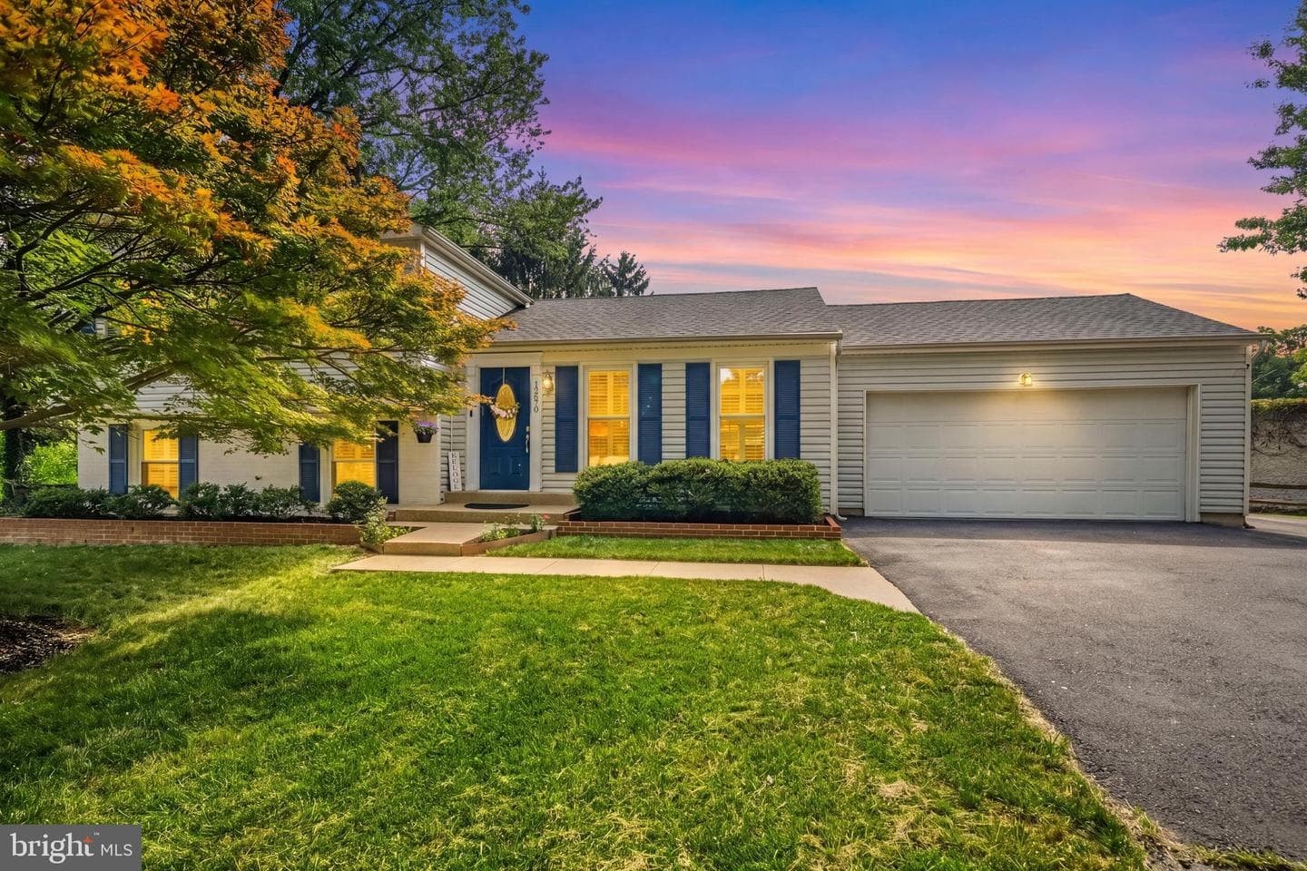 12670 Magna Carta, Herndon