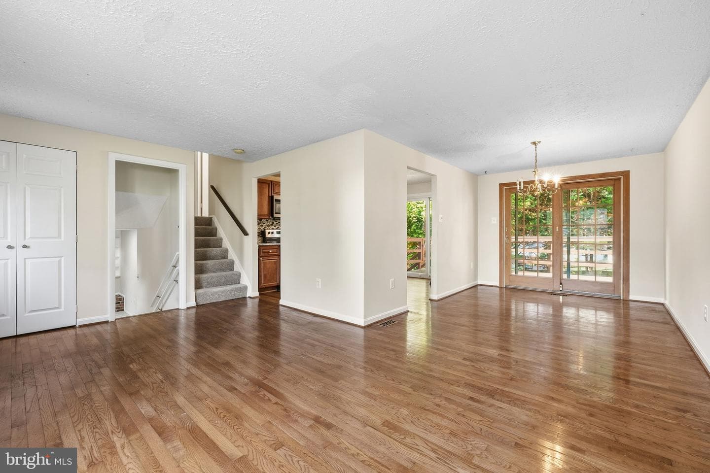 6119 Windward Drive photo 4