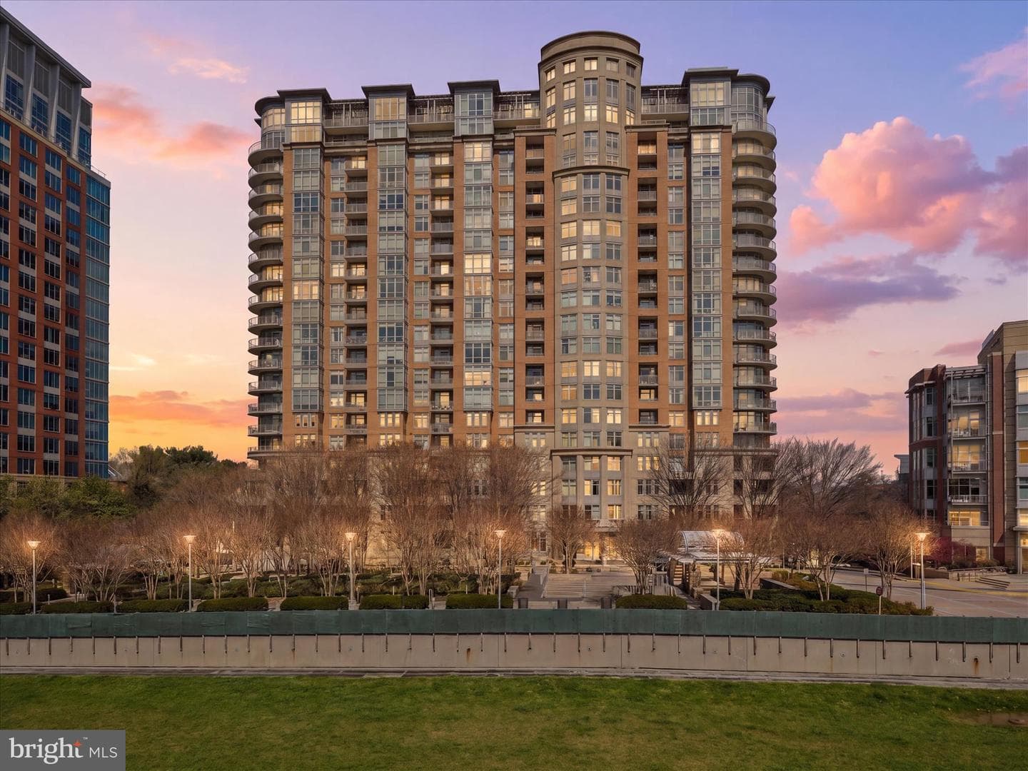 8220 Crestwood Heights Drive #206, Mclean