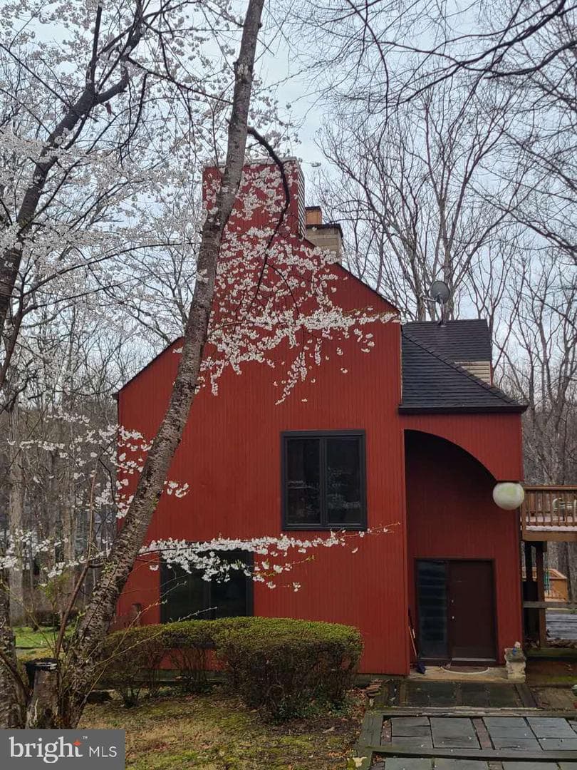 10817 Cross School Road, Reston