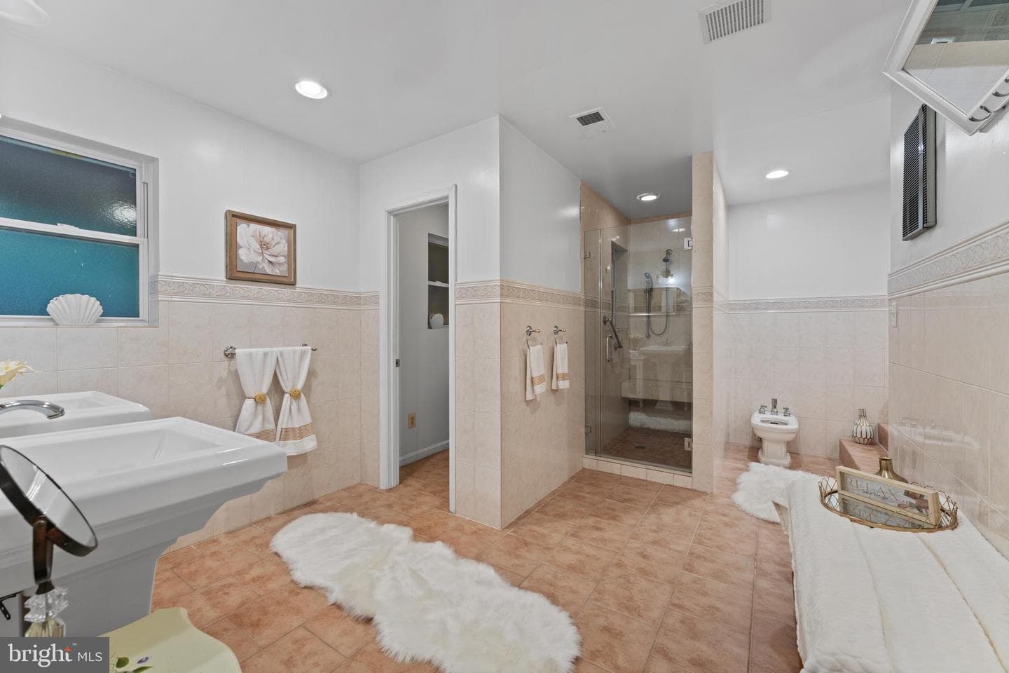 6816 Shrine Court photo 22