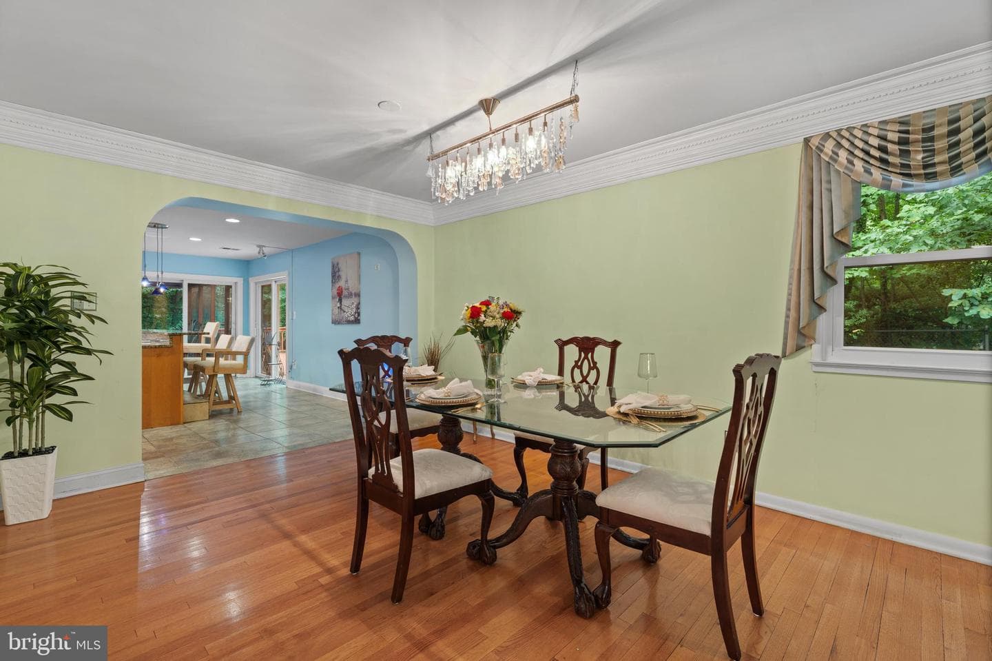 6816 Shrine Court photo 5