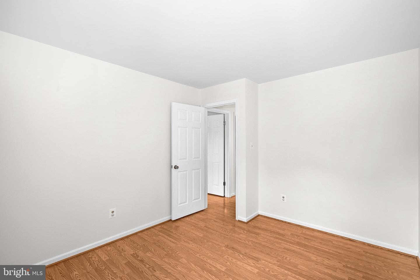 9361 Tartan View Drive photo 19