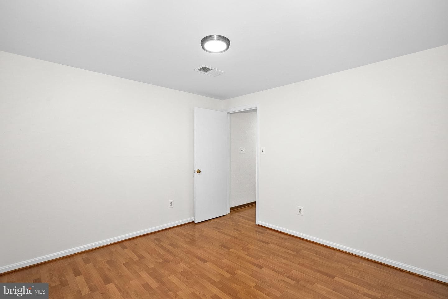 9361 Tartan View Drive photo 30