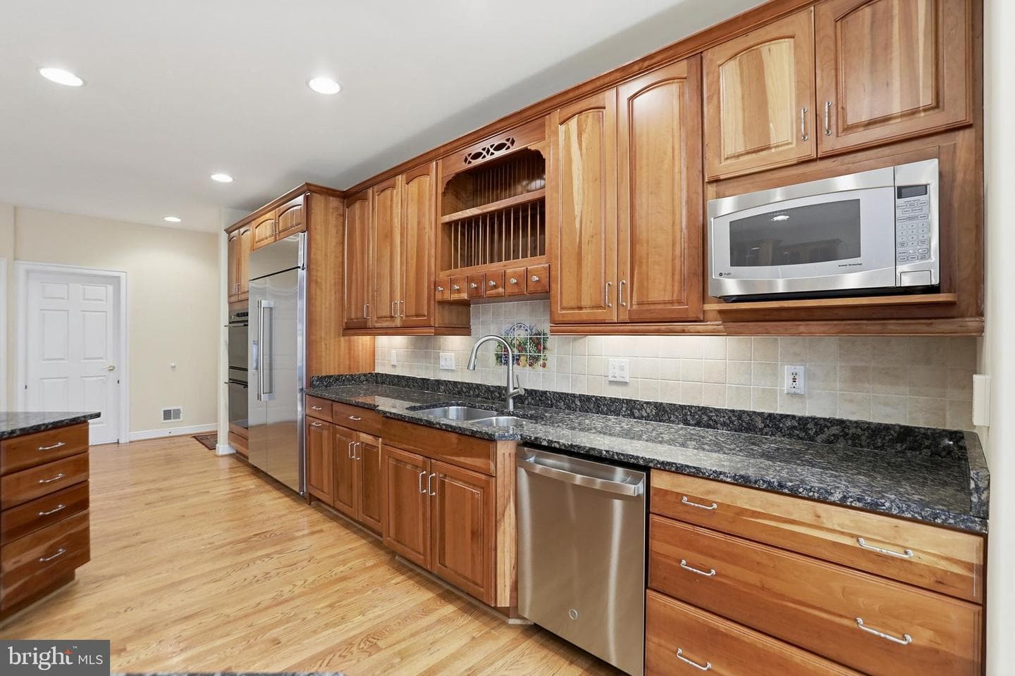 3703 Waples Crest Court photo 12